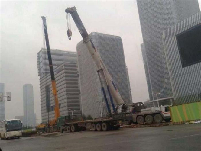 南平市“自动找平”—— 吊车的 “平地神器” 技术